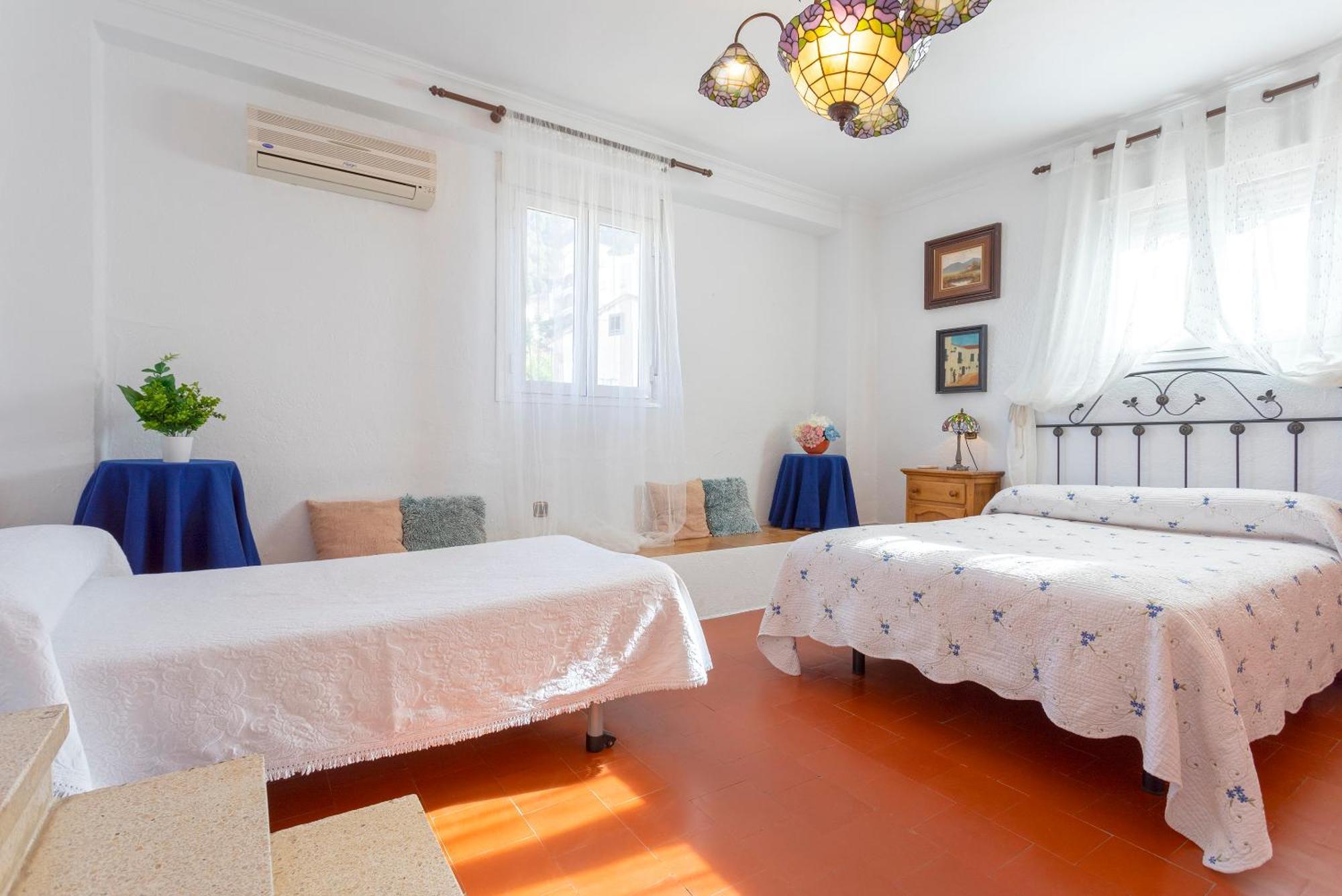 Casa Jardin Del Olivar Con Piscina Privada Alcaucín Dış mekan fotoğraf